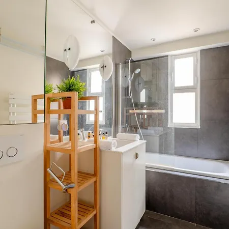 Veeve - Mid-century Maestro Apartament *