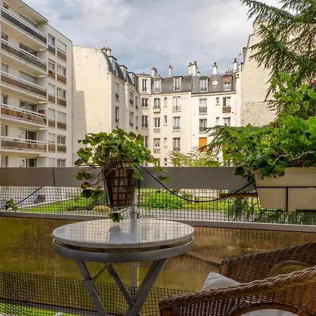 Apartmán Veeve - Mid-century Maestro Paříž