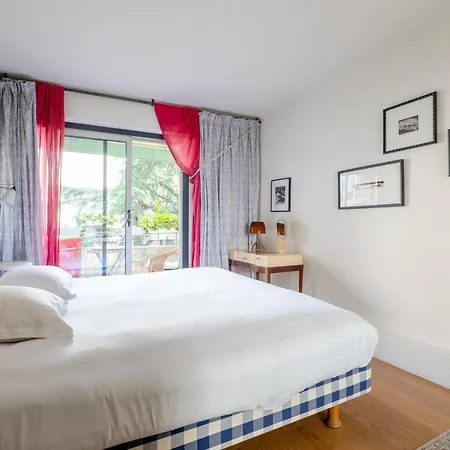 Veeve - Mid-century Maestro Paříž