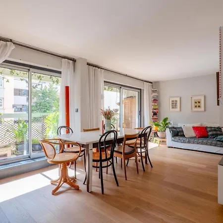 Veeve - Mid-century Maestro * Paříž