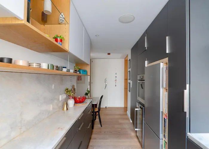 Veeve - Mid-century Maestro Apartament